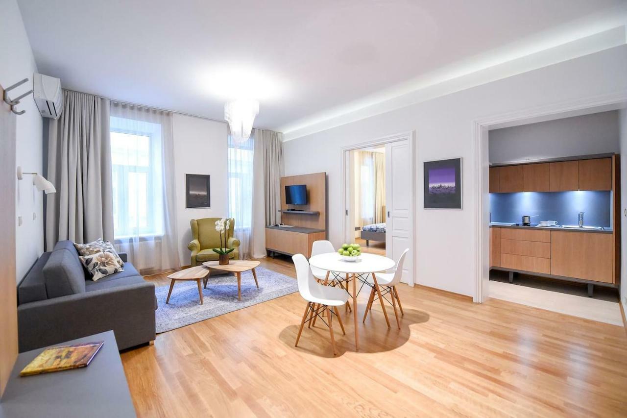 City Centre Chic Apartment Ljubljana 1/4 Dış mekan fotoğraf