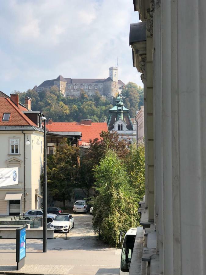 City Centre Chic Apartment Ljubljana 1/4 Dış mekan fotoğraf